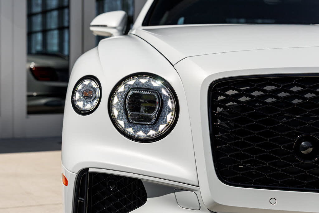 2026 Bentley Flying Spur photo 4