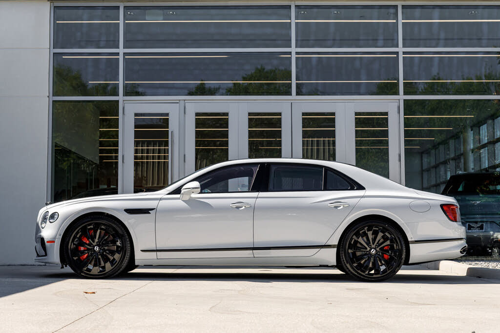 2026 Bentley Flying Spur photo 7