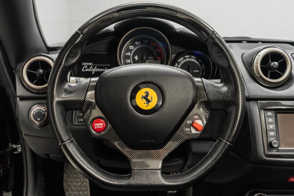 2011 Ferrari California Roadster photo 15
