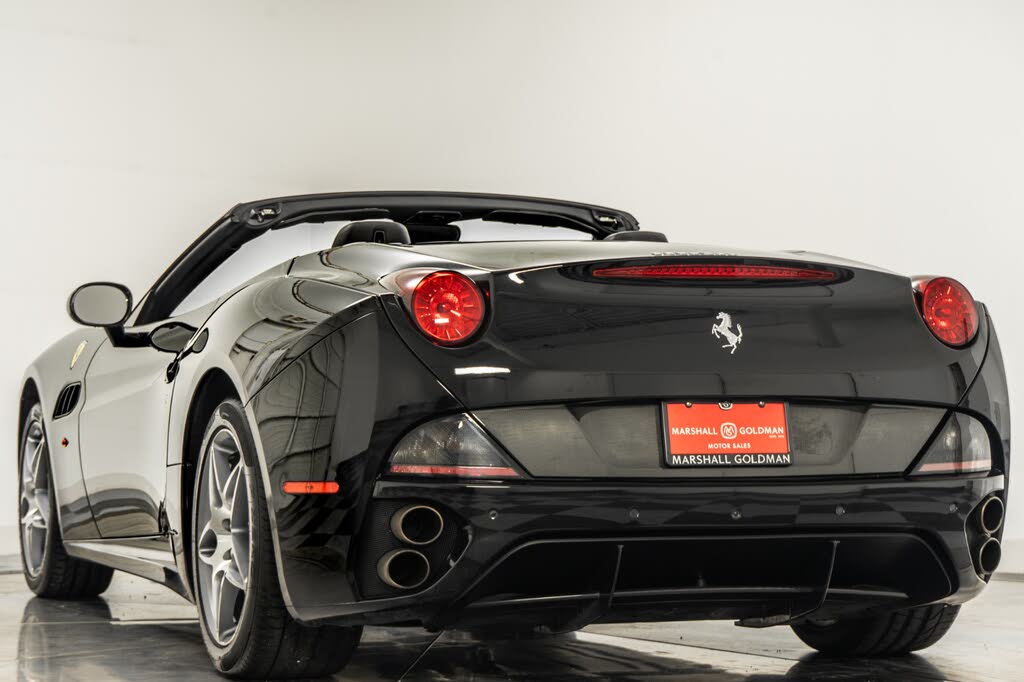 2011 Ferrari California Roadster photo 7