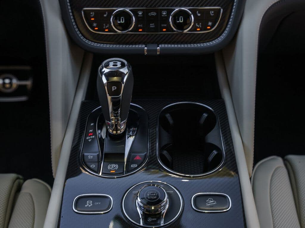 2025 Bentley Bentayga V8 AWD photo 19