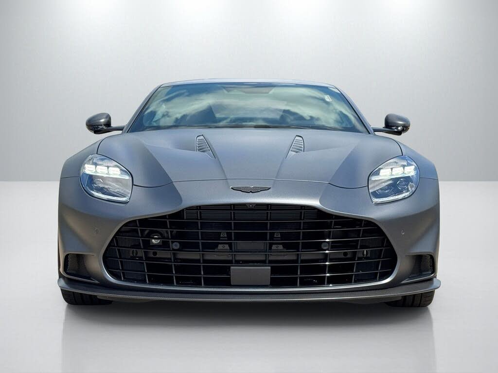 2025 Aston Martin Vanquish Coupe RWD photo 11