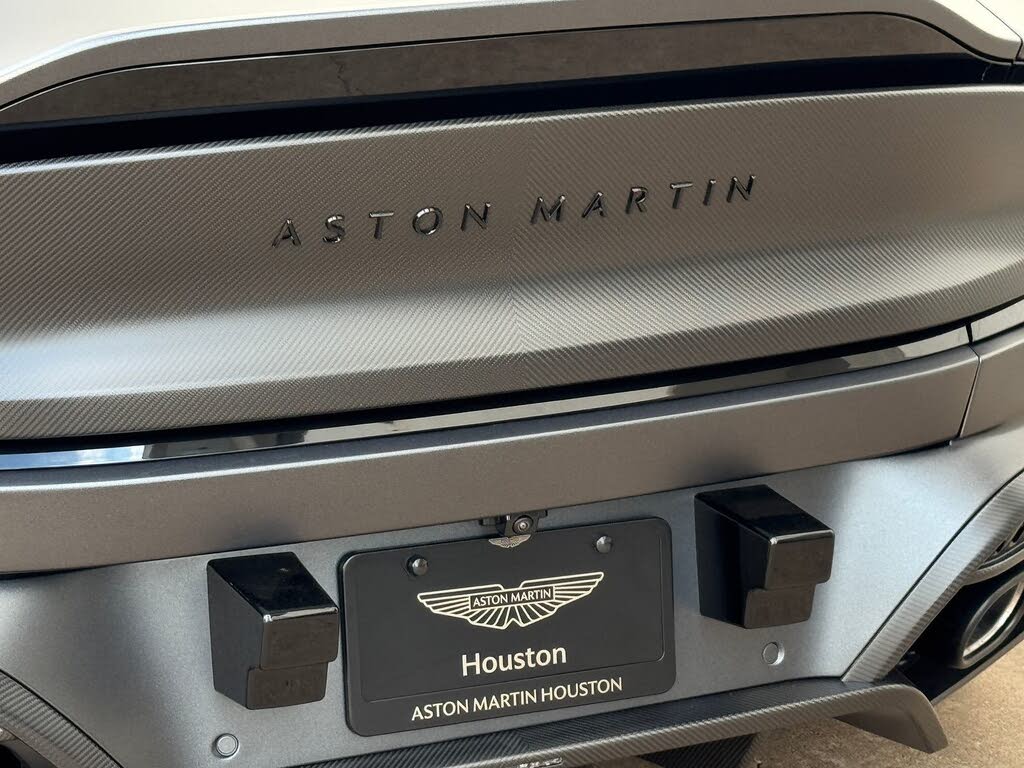 2025 Aston Martin Vanquish Coupe RWD photo 12