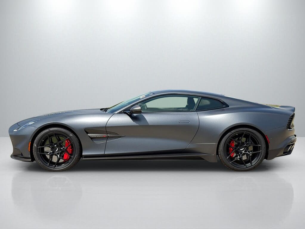 2025 Aston Martin Vanquish Coupe RWD photo 8