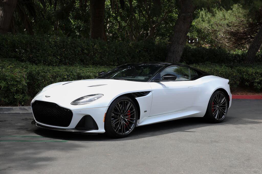2023 Aston Martin DBS Superleggera Coupe RWD photo 2