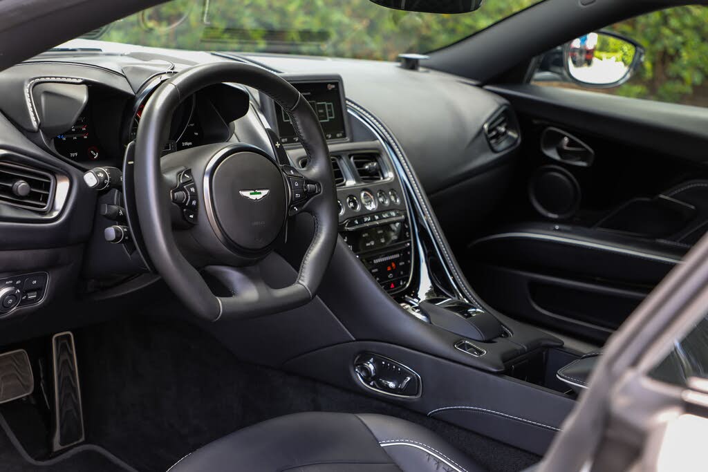 2023 Aston Martin DBS Superleggera Coupe RWD photo 14