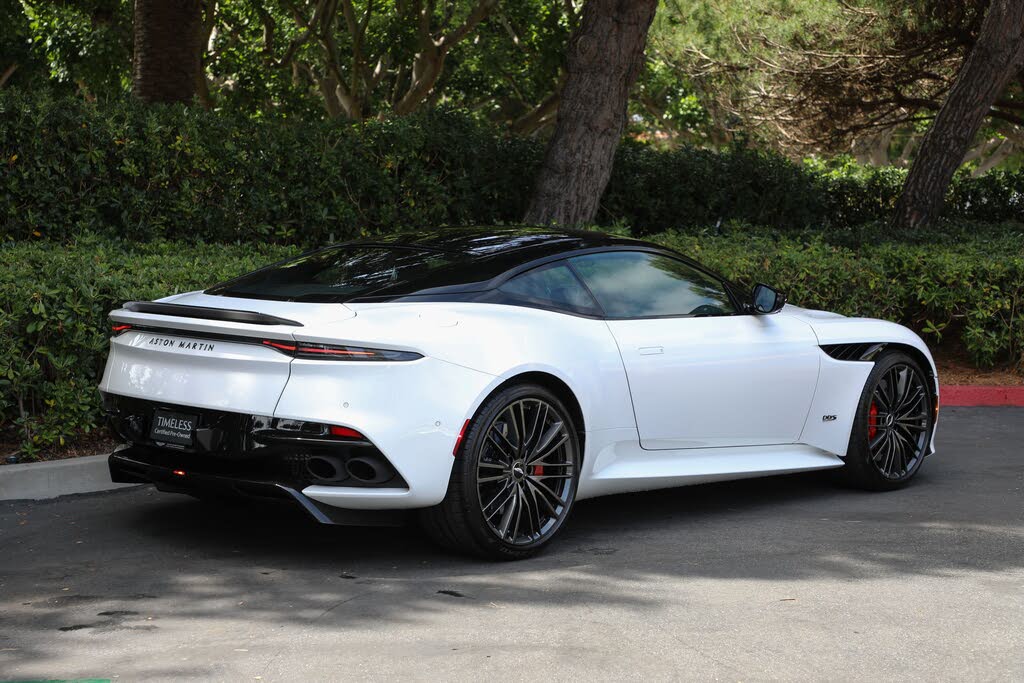2023 Aston Martin DBS Superleggera Coupe RWD photo 3