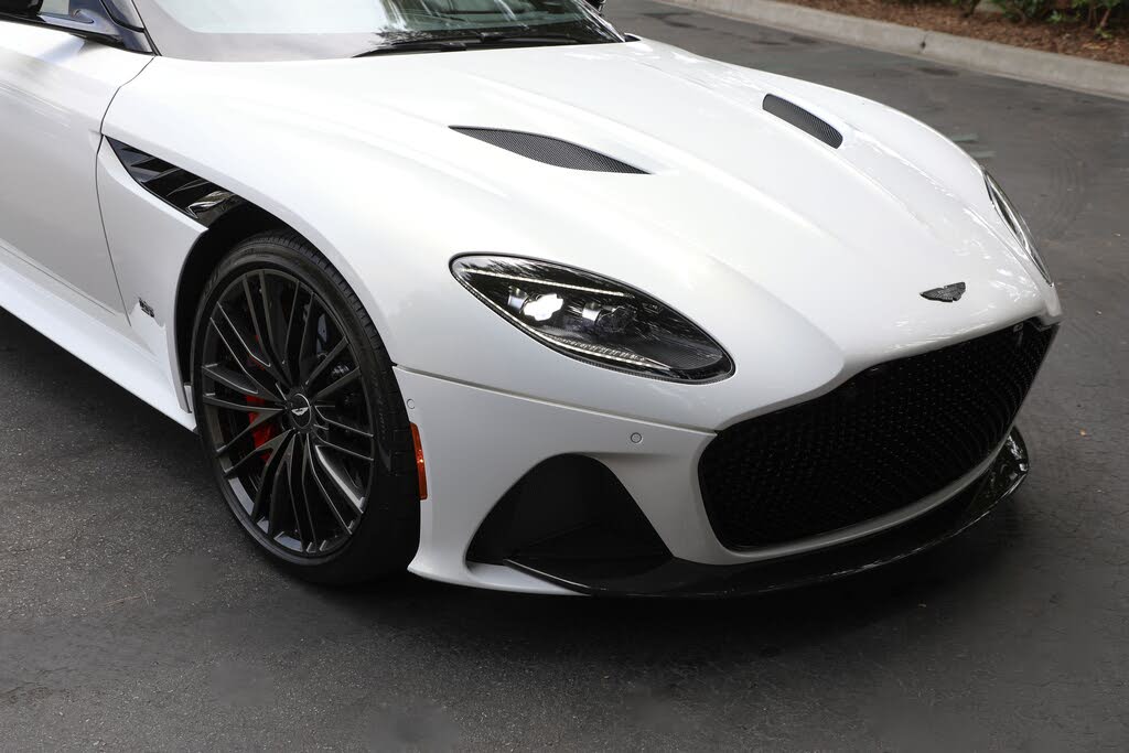 2023 Aston Martin DBS Superleggera Coupe RWD photo 9