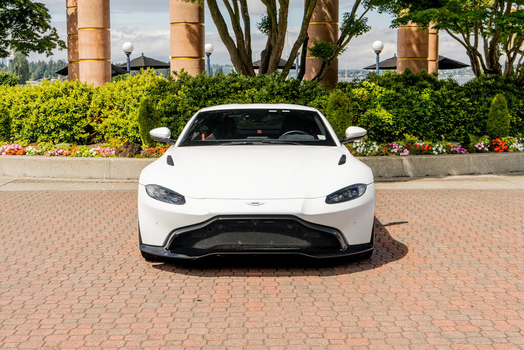2020 Aston Martin Vantage RWD photo 7