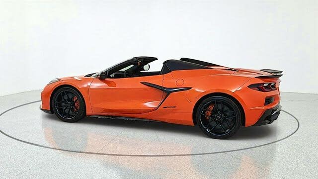2026 Chevrolet Corvette Z06 1LZ Convertible RWD photo 4