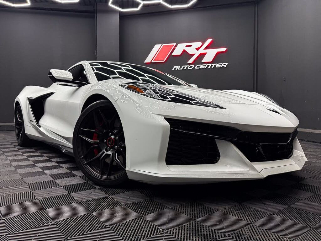 2023 Chevrolet Corvette Z06 2LZ Coupe RWD - $109,995