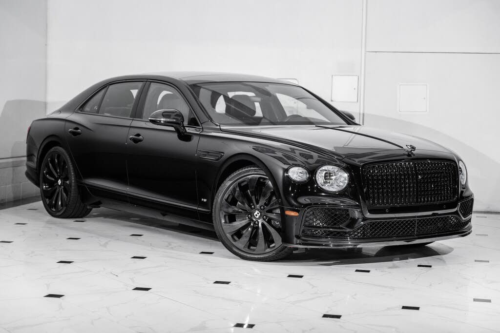 2022 Bentley Flying Spur V8 AWD - $138,190