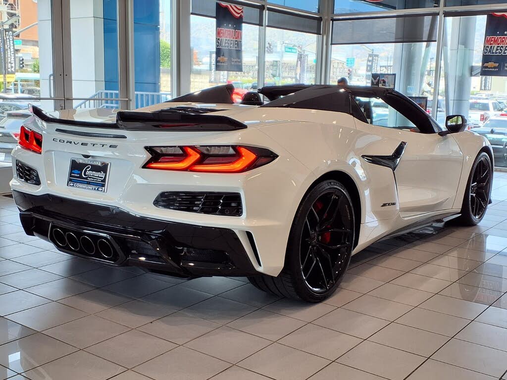 2026 Chevrolet Corvette Z06 2LZ Convertible RWD photo 4