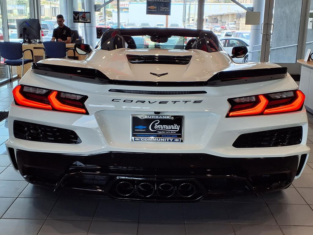 2026 Chevrolet Corvette Z06 2LZ Convertible RWD photo 5