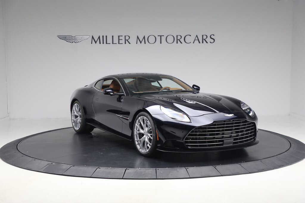 2026 Aston Martin Vanquish Coupe RWD photo 11