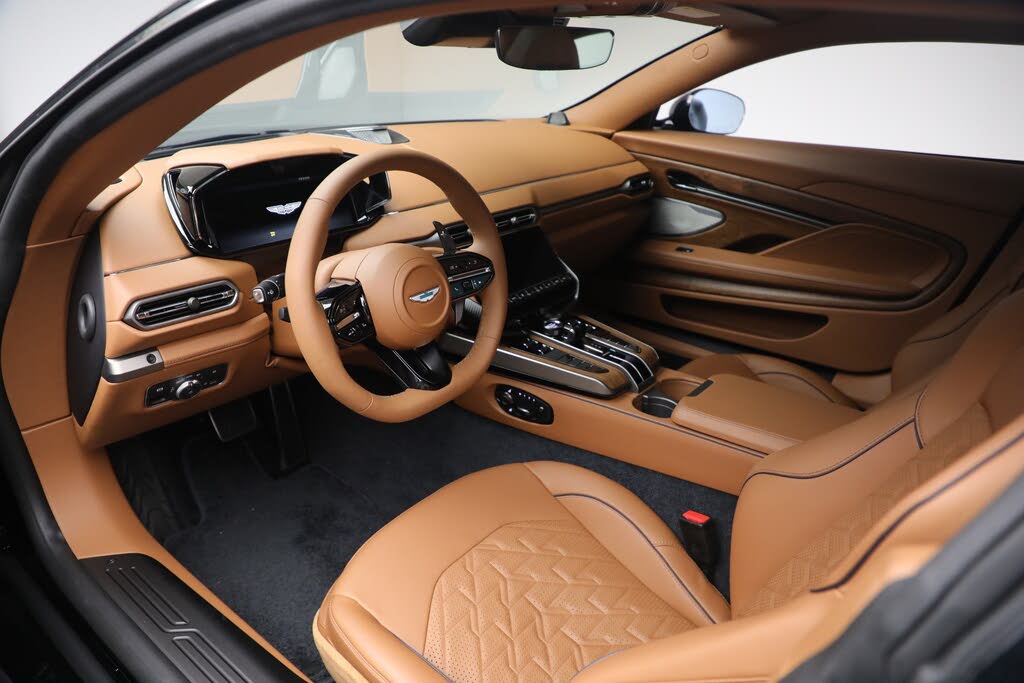 2026 Aston Martin Vanquish Coupe RWD photo 14
