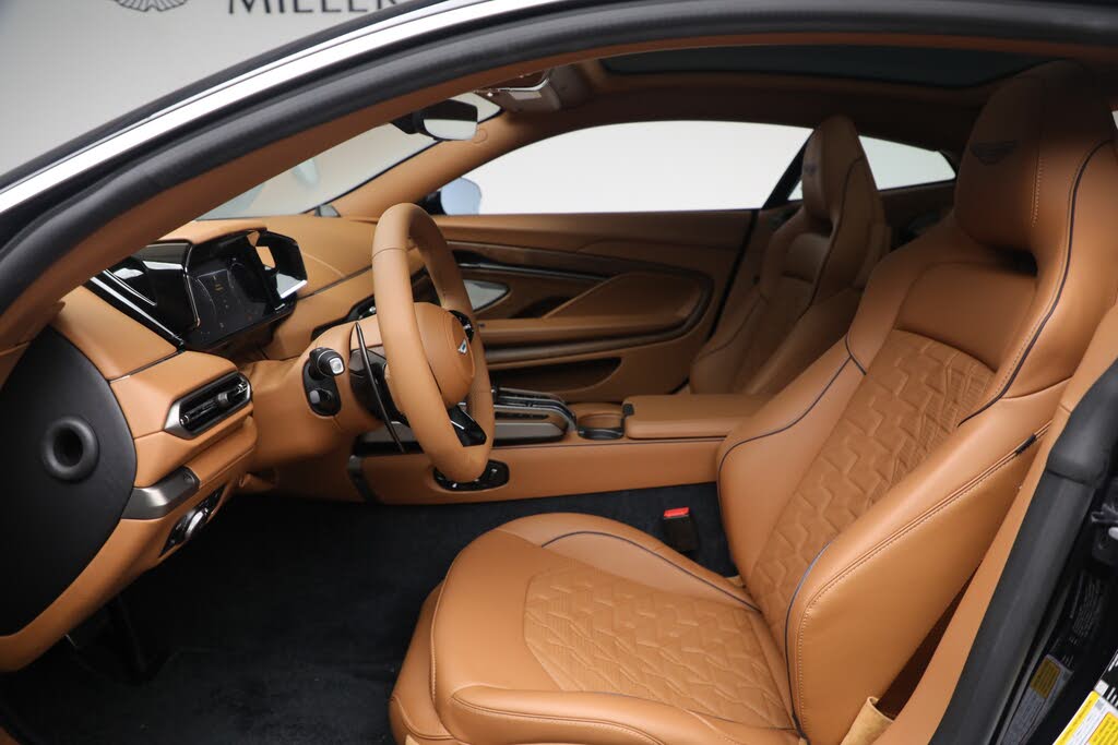 2026 Aston Martin Vanquish Coupe RWD photo 15