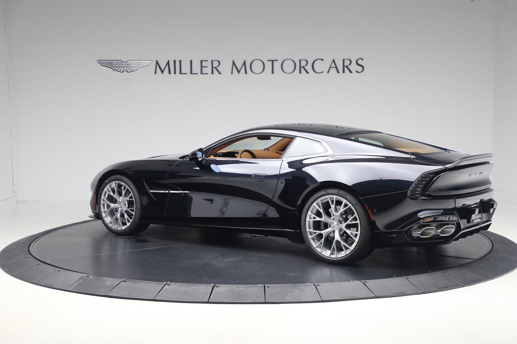 2026 Aston Martin Vanquish Coupe RWD photo 4