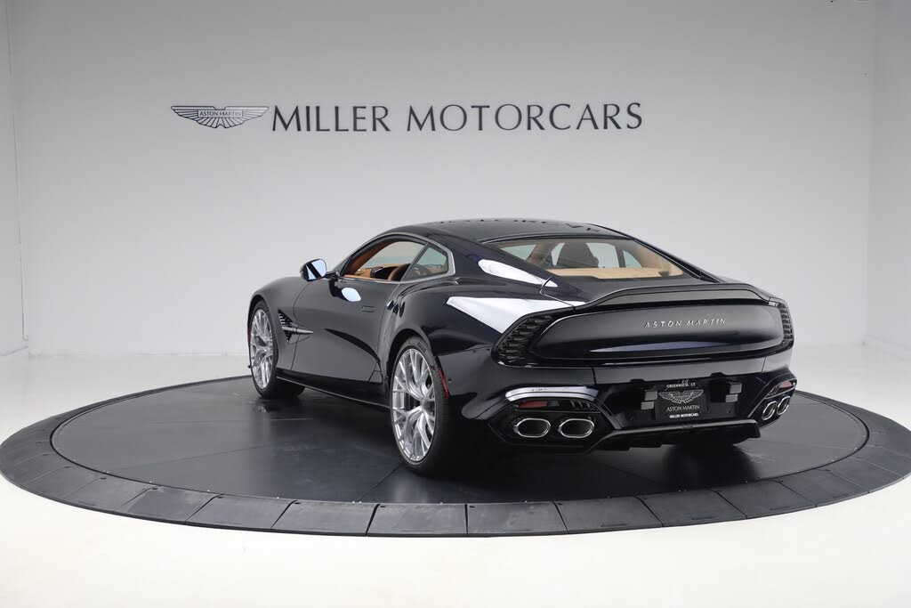 2026 Aston Martin Vanquish Coupe RWD photo 5