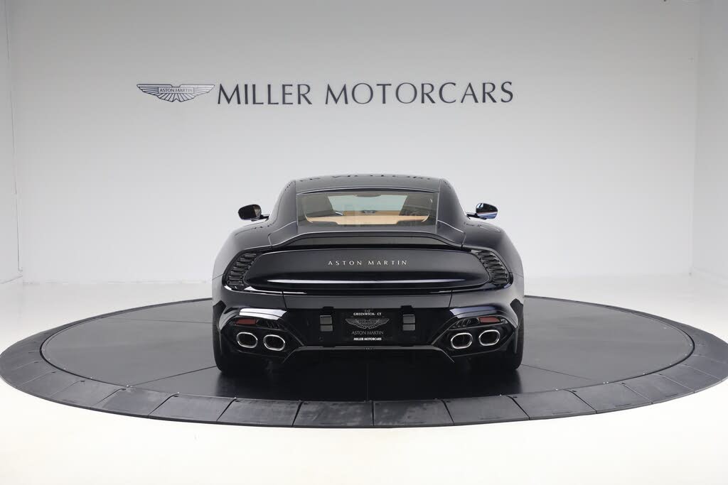 2026 Aston Martin Vanquish Coupe RWD photo 6