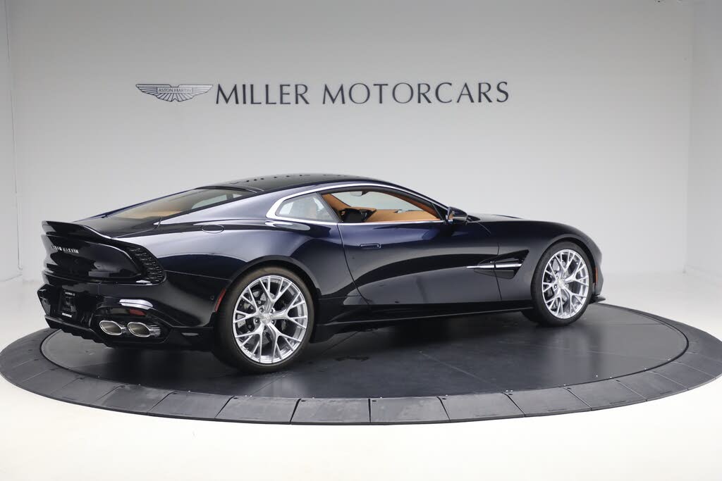 2026 Aston Martin Vanquish Coupe RWD photo 8