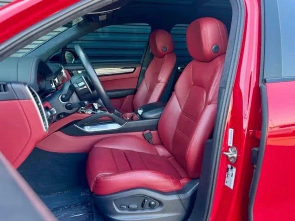 2023 Porsche Cayenne Turbo GT AWD photo 14