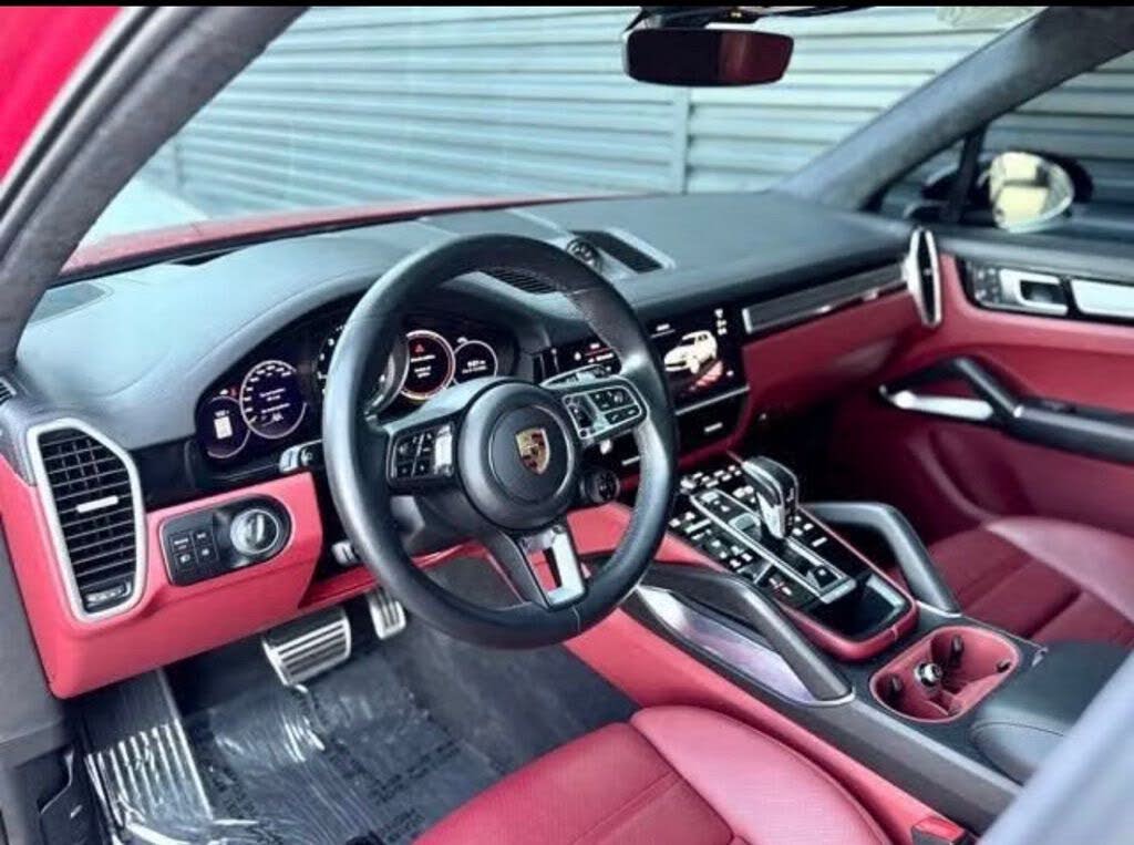 2023 Porsche Cayenne Turbo GT AWD photo 15