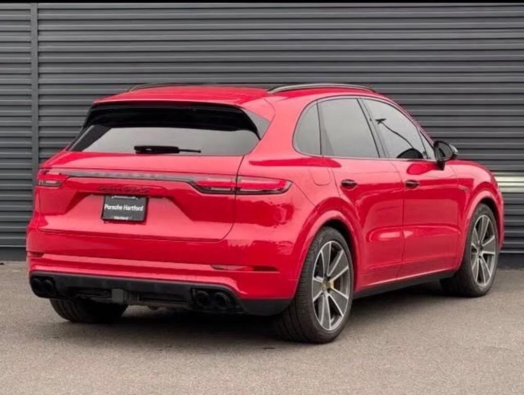 2023 Porsche Cayenne Turbo GT AWD photo 5