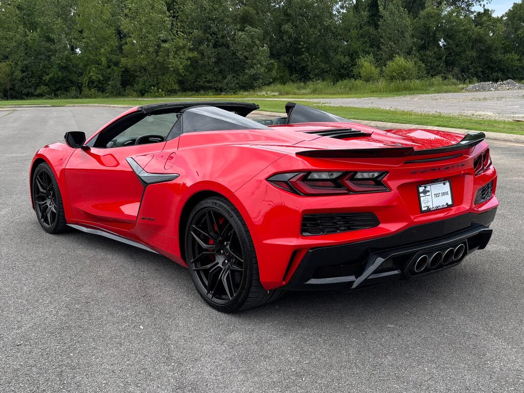 2023 Chevrolet Corvette Z06 3LZ Convertible RWD photo 4