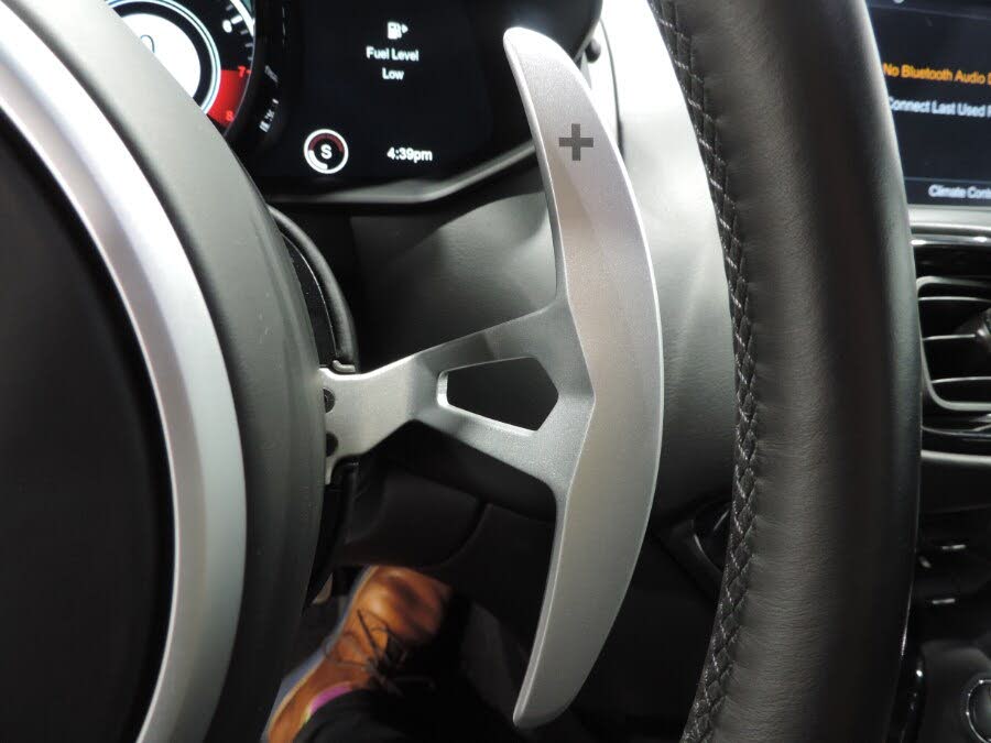 2019 Aston Martin Vantage RWD photo 11