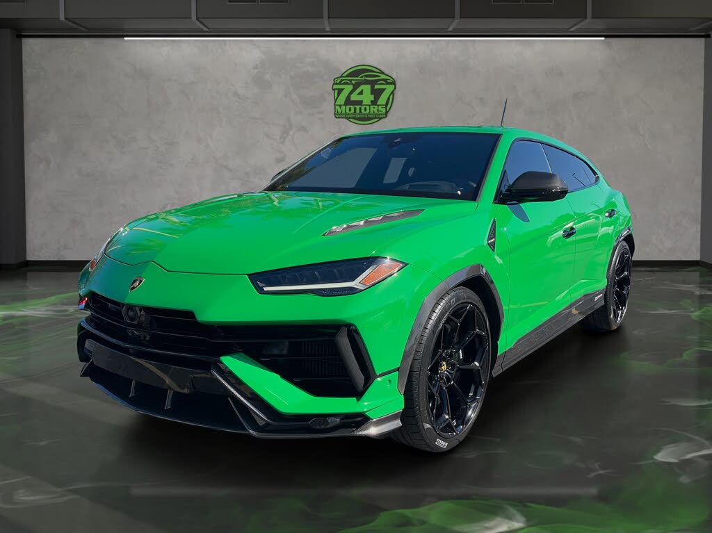 2024 Lamborghini Urus Performante AWD