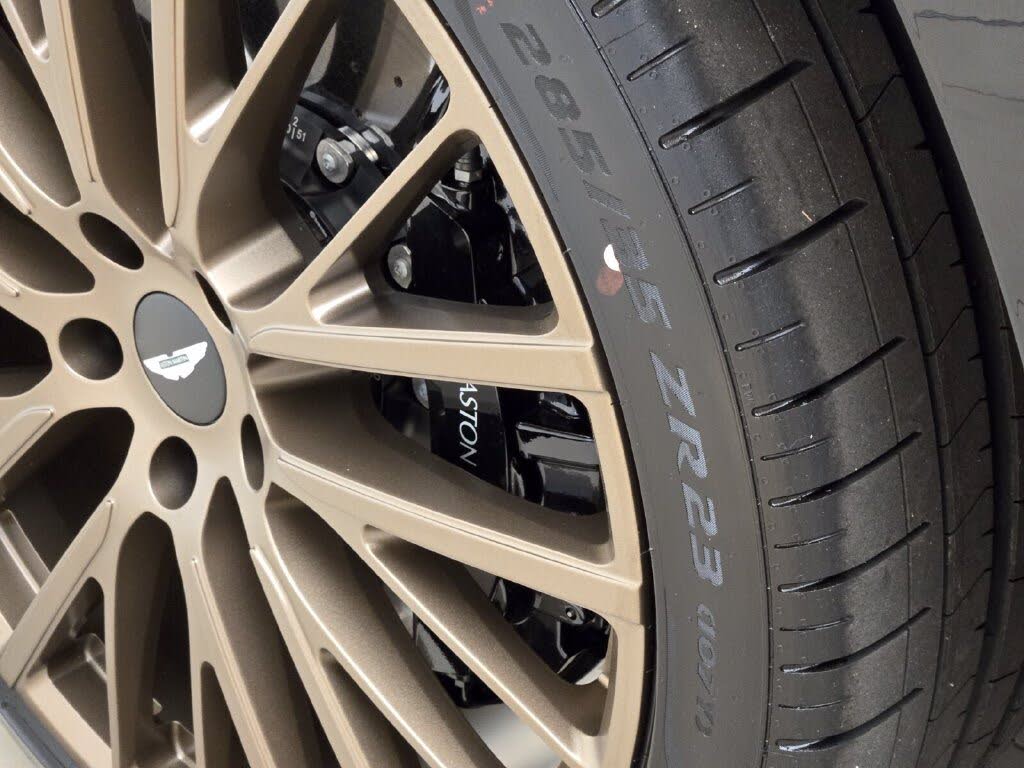 2026 Aston Martin DBX 707 AWD photo 12