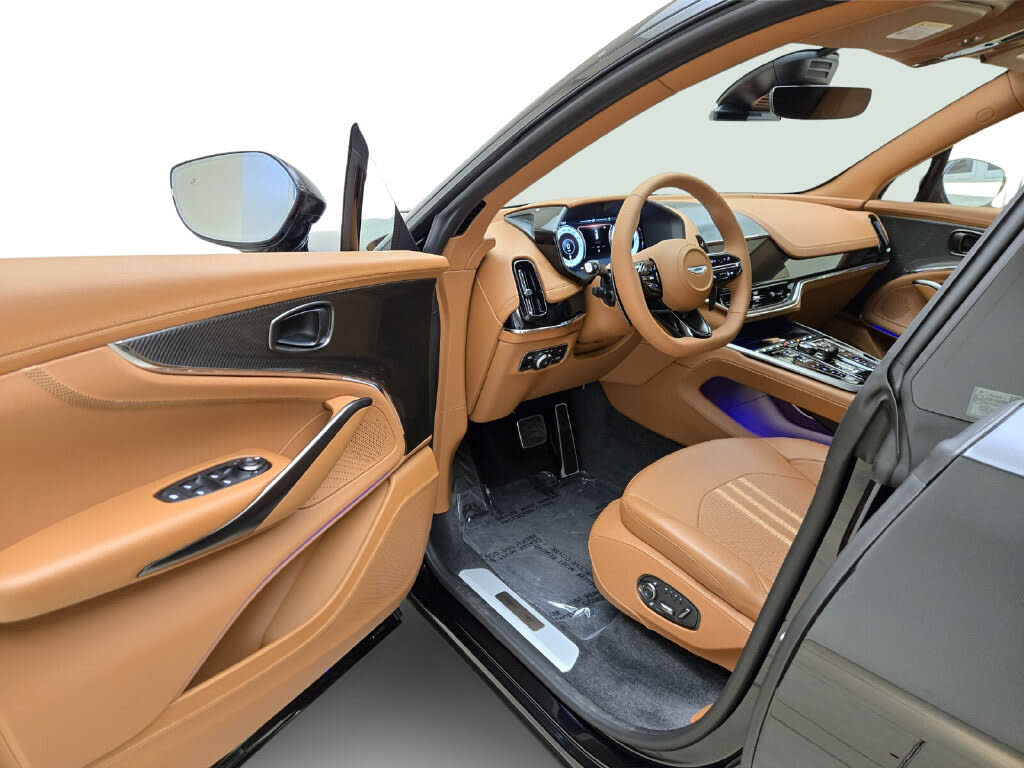 2026 Aston Martin DBX 707 AWD photo 13