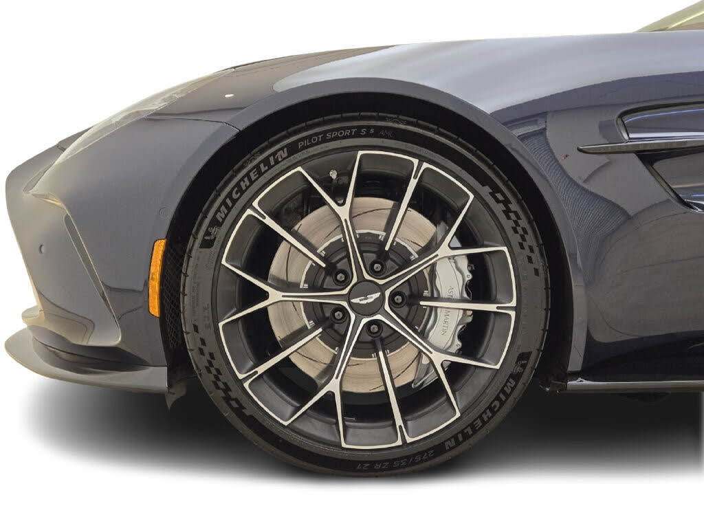 2026 Aston Martin Vantage Coupe RWD photo 11
