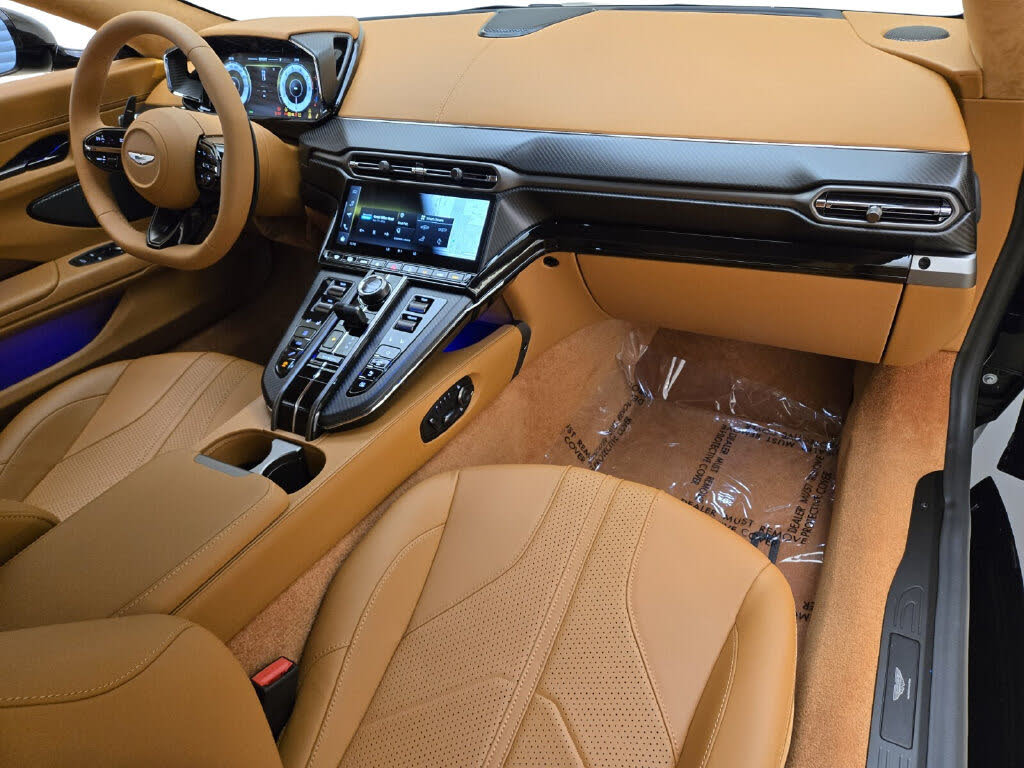2026 Aston Martin Vantage Coupe RWD photo 18
