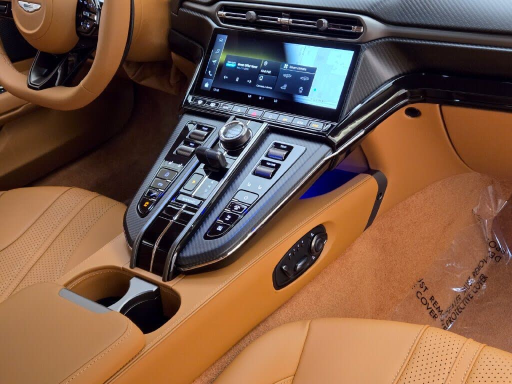 2026 Aston Martin Vantage Coupe RWD photo 19