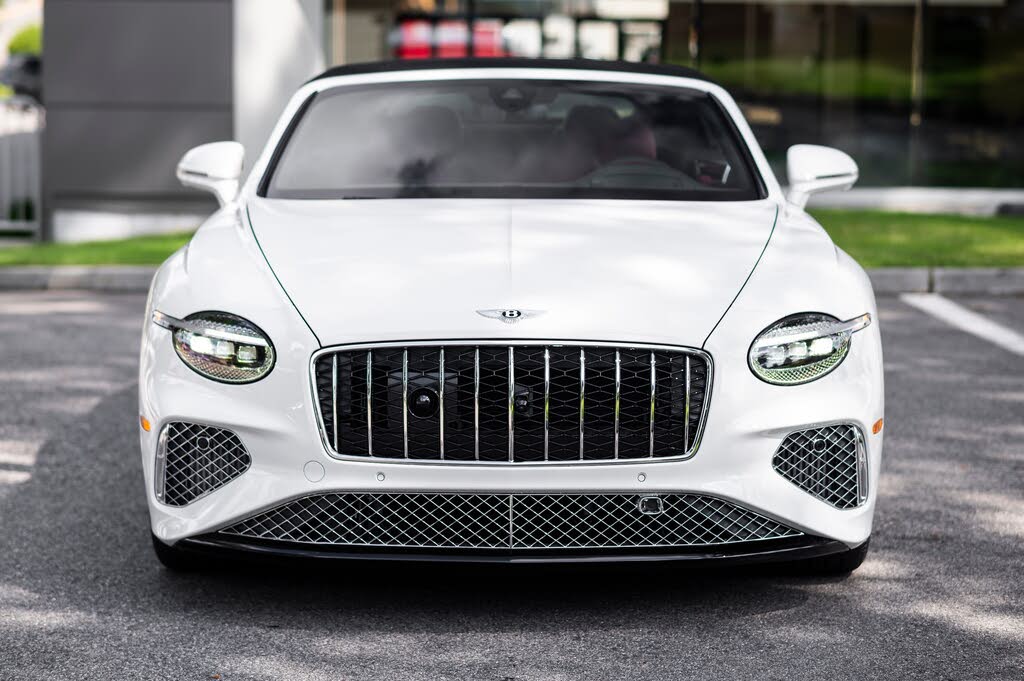 2026 Bentley Continental GTC Azure AWD photo 5