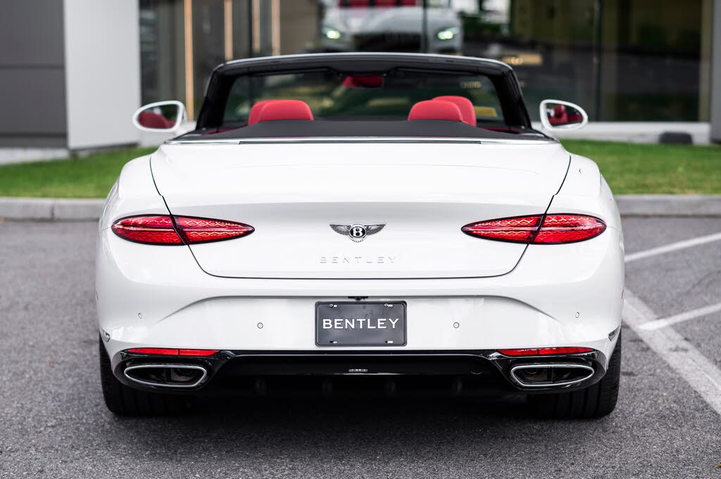 2026 Bentley Continental GTC Azure AWD photo 10