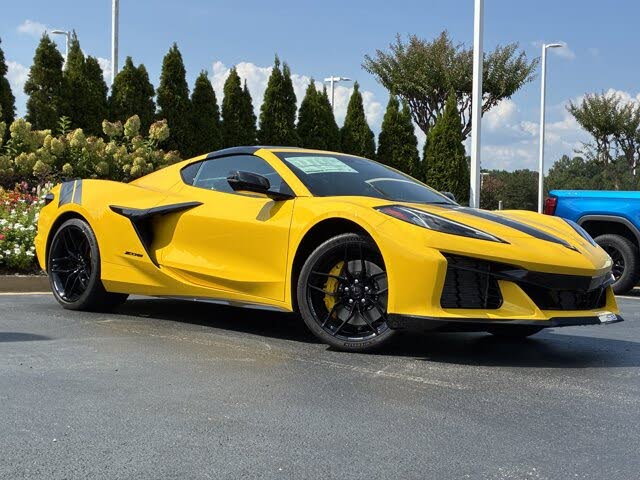 2026 Chevrolet Corvette Z06 2LZ Coupe RWD photo 2