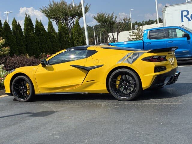 2026 Chevrolet Corvette Z06 2LZ Coupe RWD photo 8