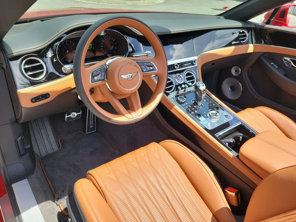 2026 Bentley Continental GTC Azure AWD photo 22