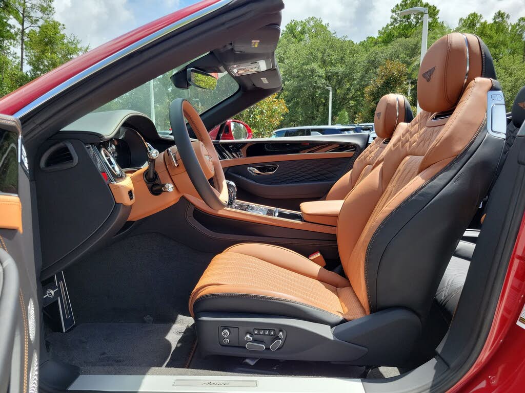 2026 Bentley Continental GTC Azure AWD photo 23