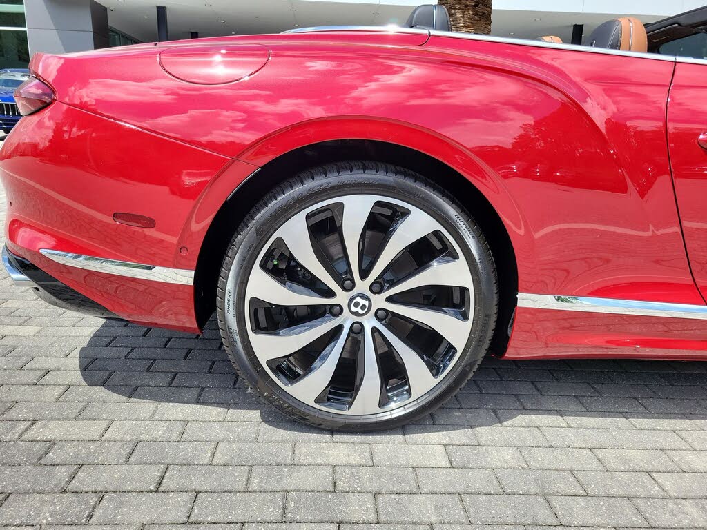 2026 Bentley Continental GTC Azure AWD photo 10