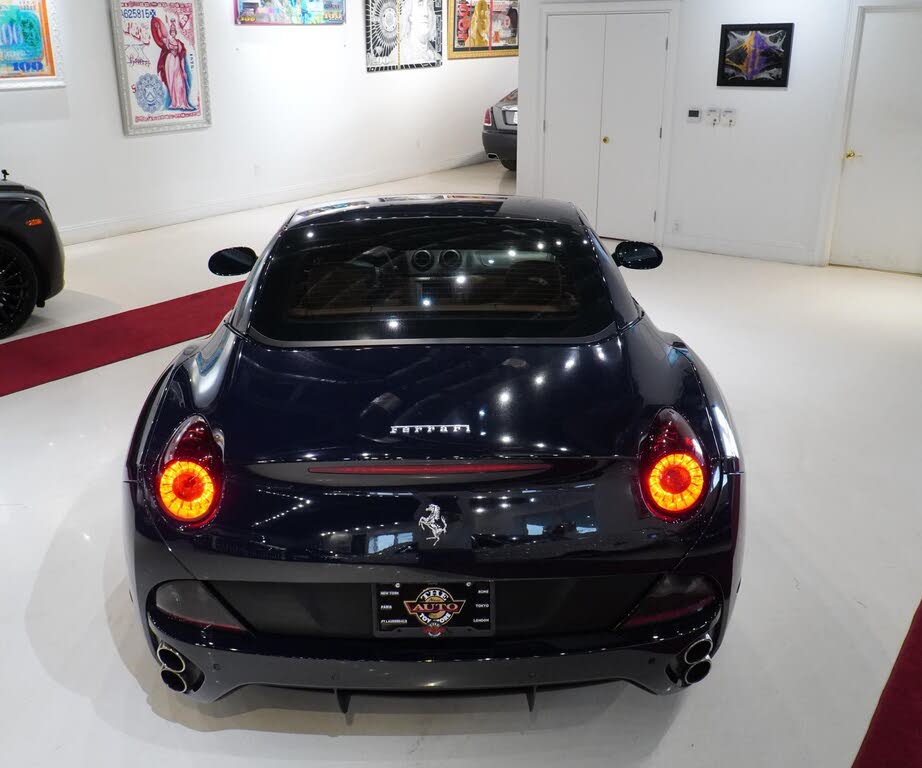 2012 Ferrari California Roadster photo 12