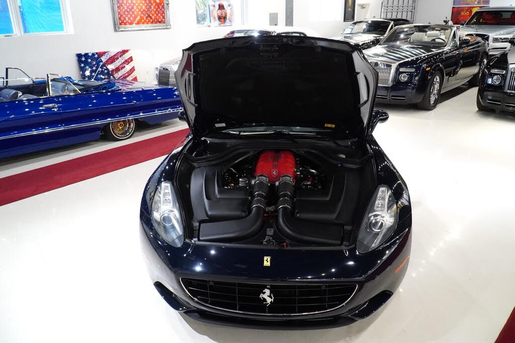 2012 Ferrari California Roadster photo 19