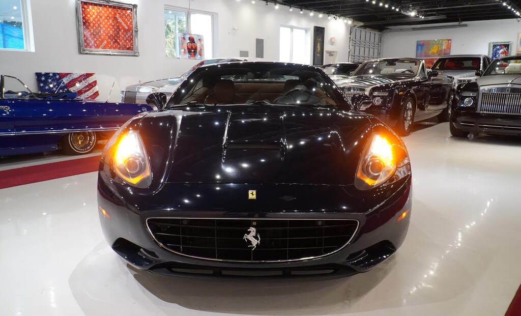 2012 Ferrari California Roadster photo 4