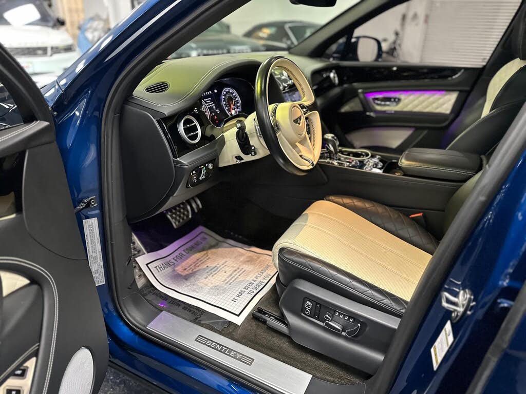 2018 Bentley Bentayga W12 Signature Edition AWD photo 15