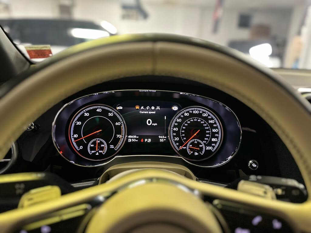 2018 Bentley Bentayga W12 Signature Edition AWD photo 22