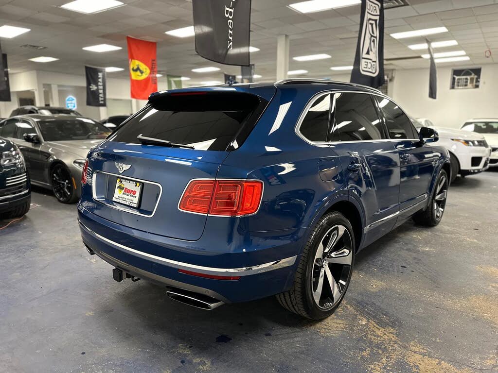 2018 Bentley Bentayga W12 Signature Edition AWD photo 6
