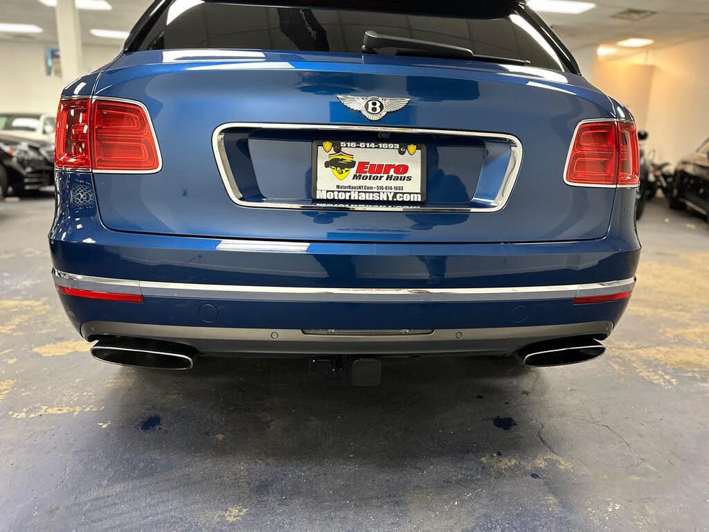 2018 Bentley Bentayga W12 Signature Edition AWD photo 9